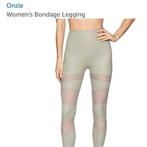 New with tags Onzie legging in XS